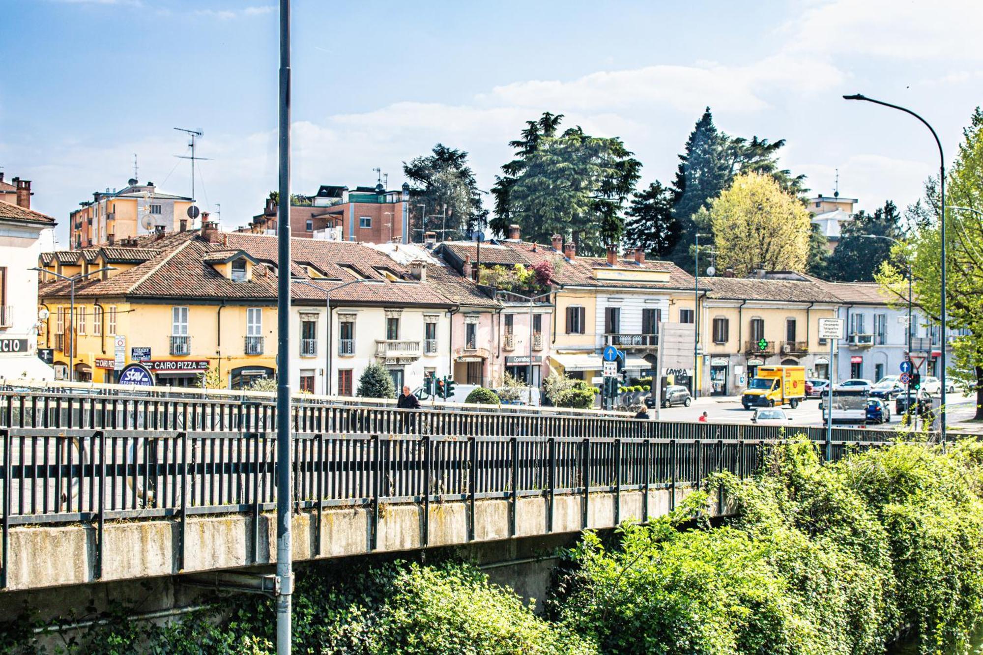 Along The Canal Smart Flat Naviglio - 4 People Corsico Exterior foto